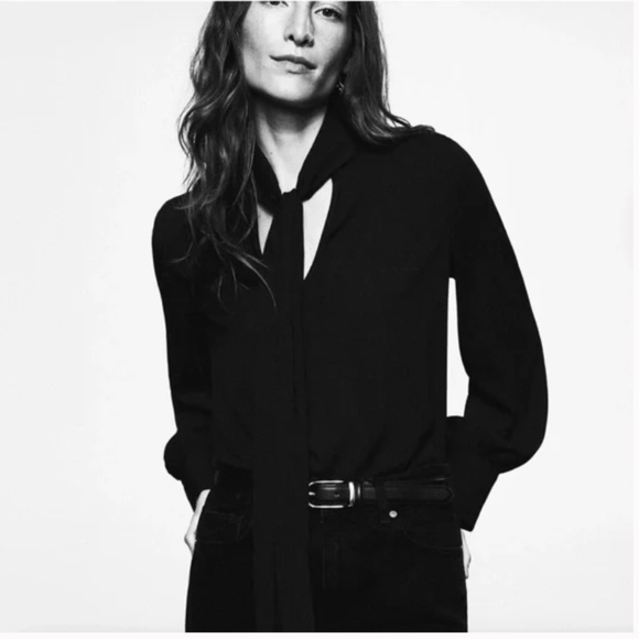 Mango LACE FLOWY BLOUSE - Picture 1 of 1